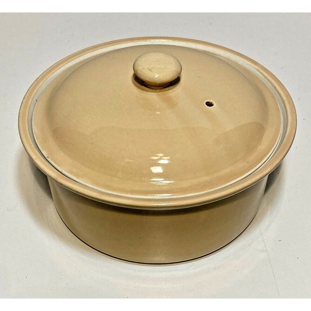 Vintage Hall USA #68 Casserole Pot w/Lid